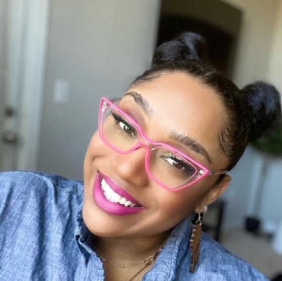 Beautiful Eyeglasses, very fashionable radiant Pink combined with White - Picture 15 of 16